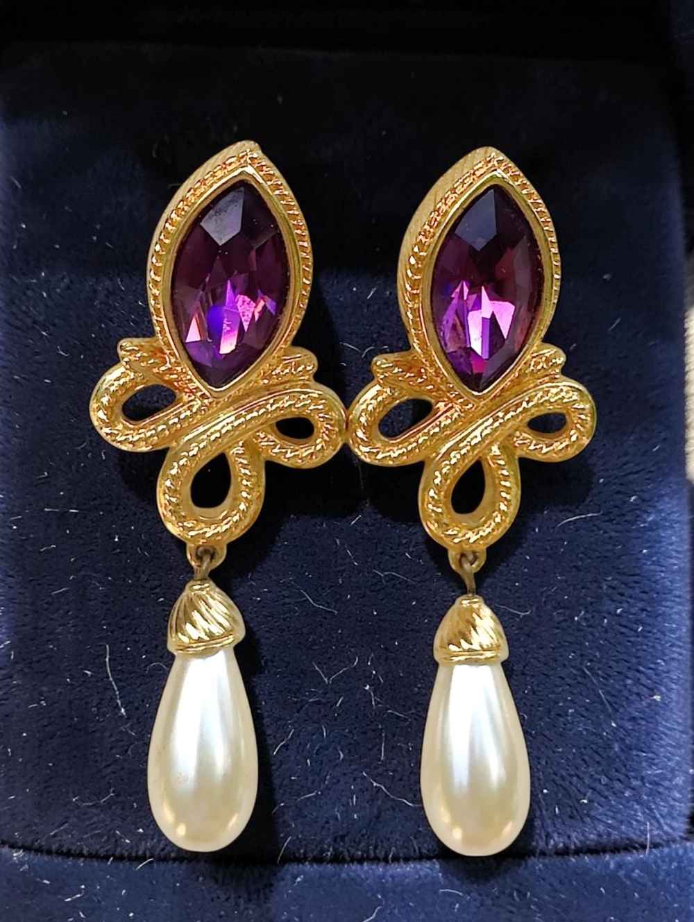 🔥 Gorgeous Vintage Swarovski Amethyst Crystal Pearl Drop Earrings